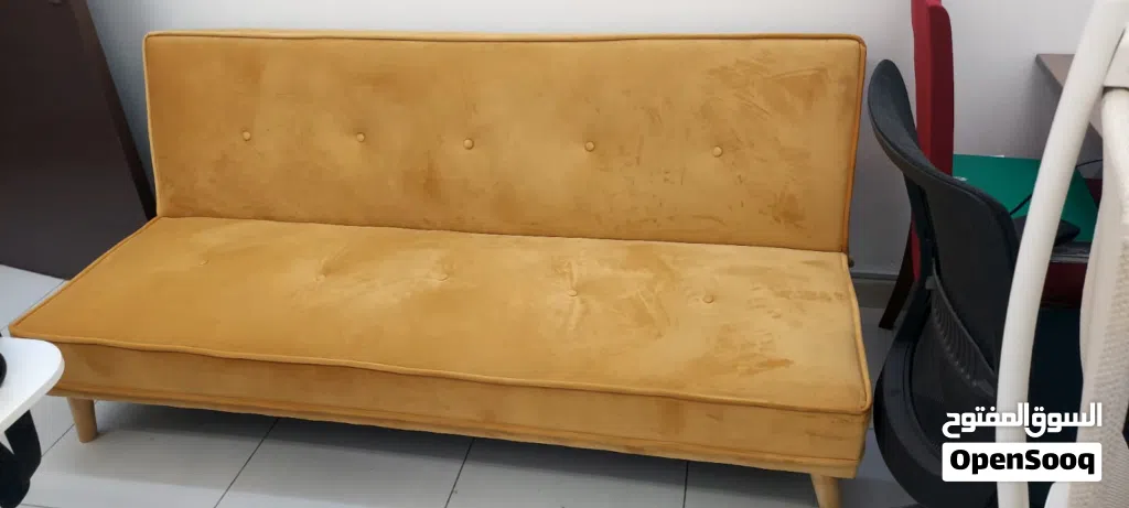 2-in-1 Velvet Sofa Bed / Futon (Folds Completely Flat)