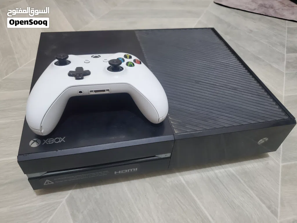 إكس بوكس ون (Xbox One) نظيف جداً 500GB مع 9 ألعاب وملحقات الوكالة الأصلية