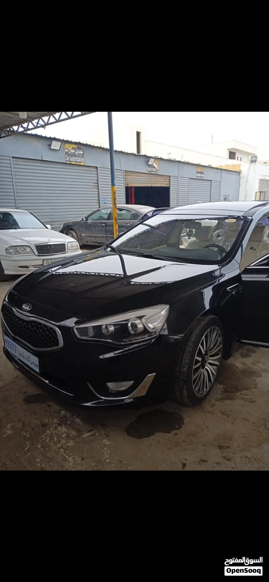 كيا كادينزا Limited