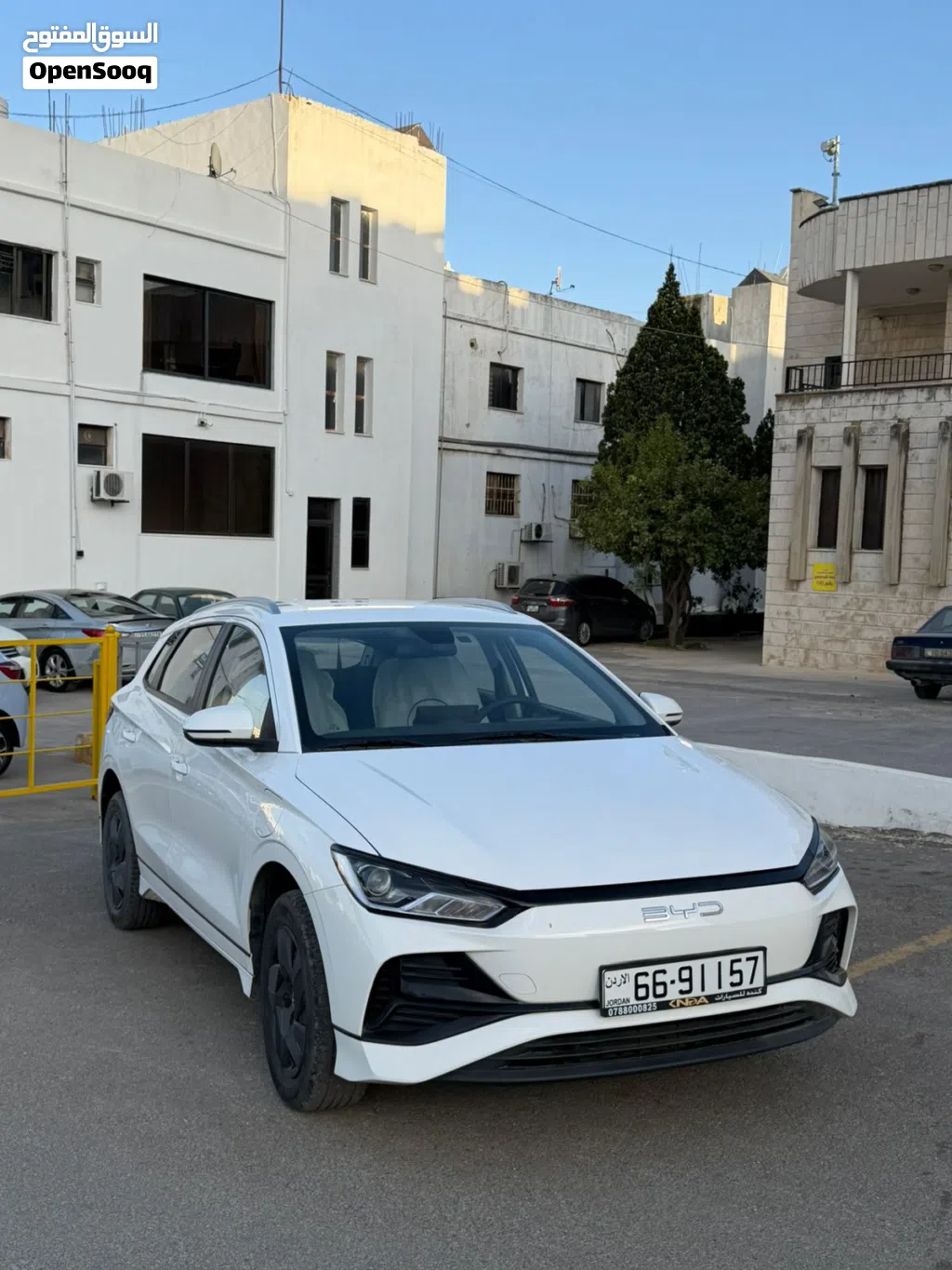 BYD E2