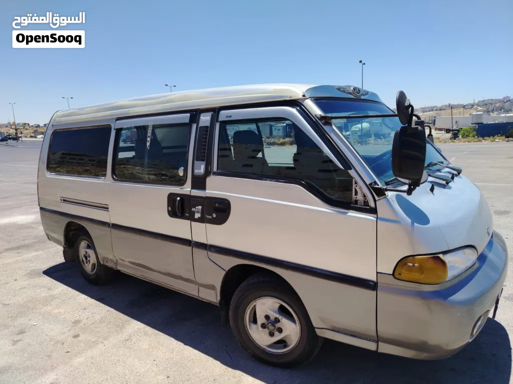 هيونداي H 100