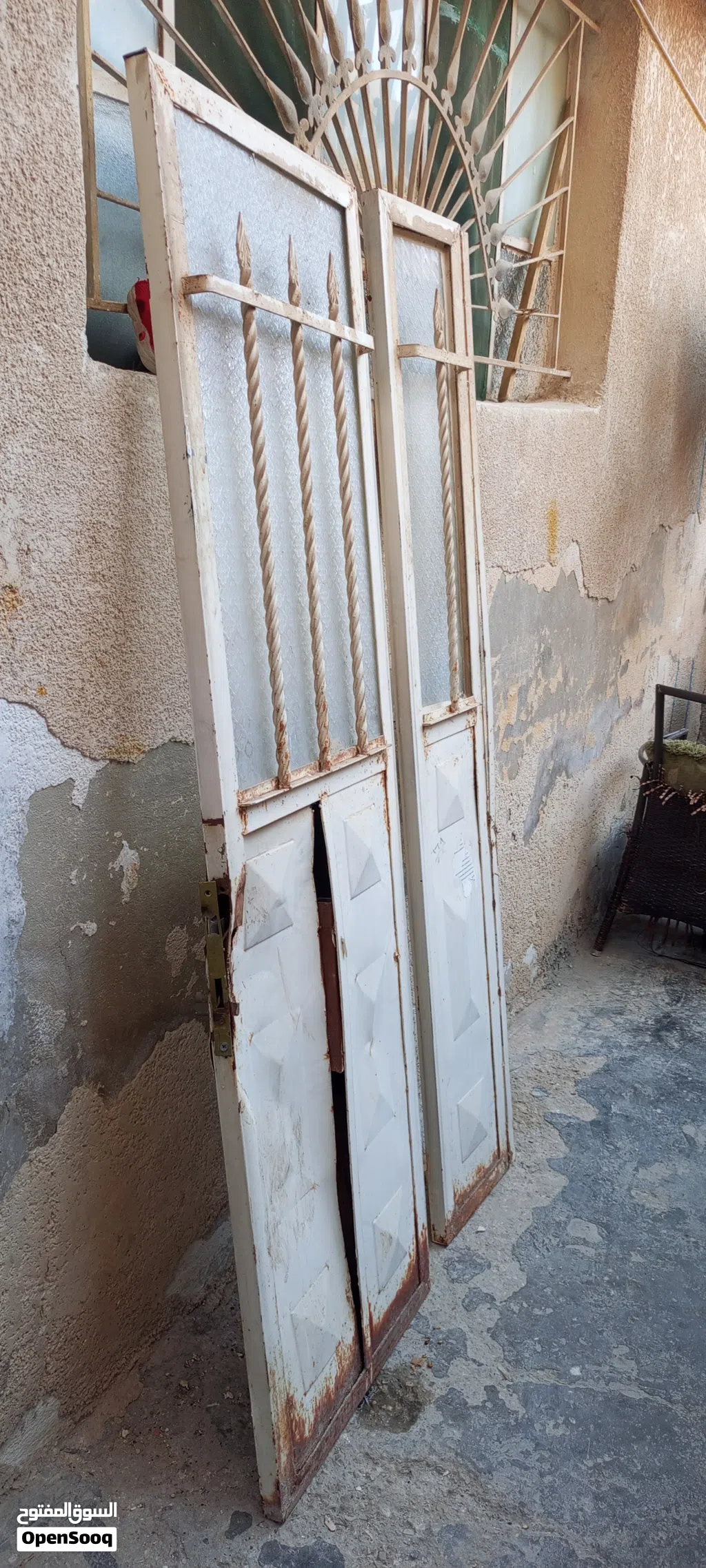 باب ضرفه وربع حديد خارجي مستعمل للبيع