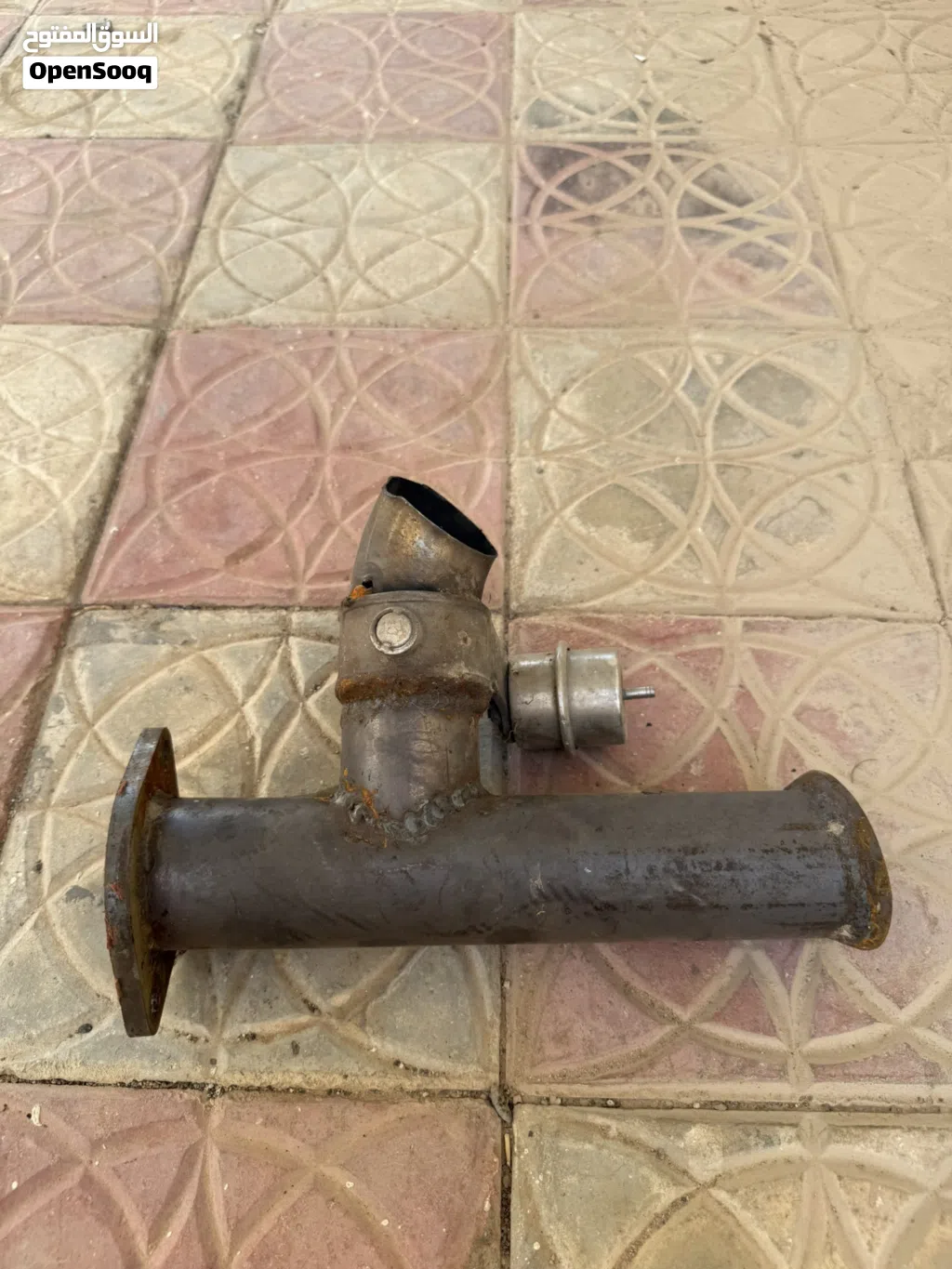 عكفه اكترونيه للبيع