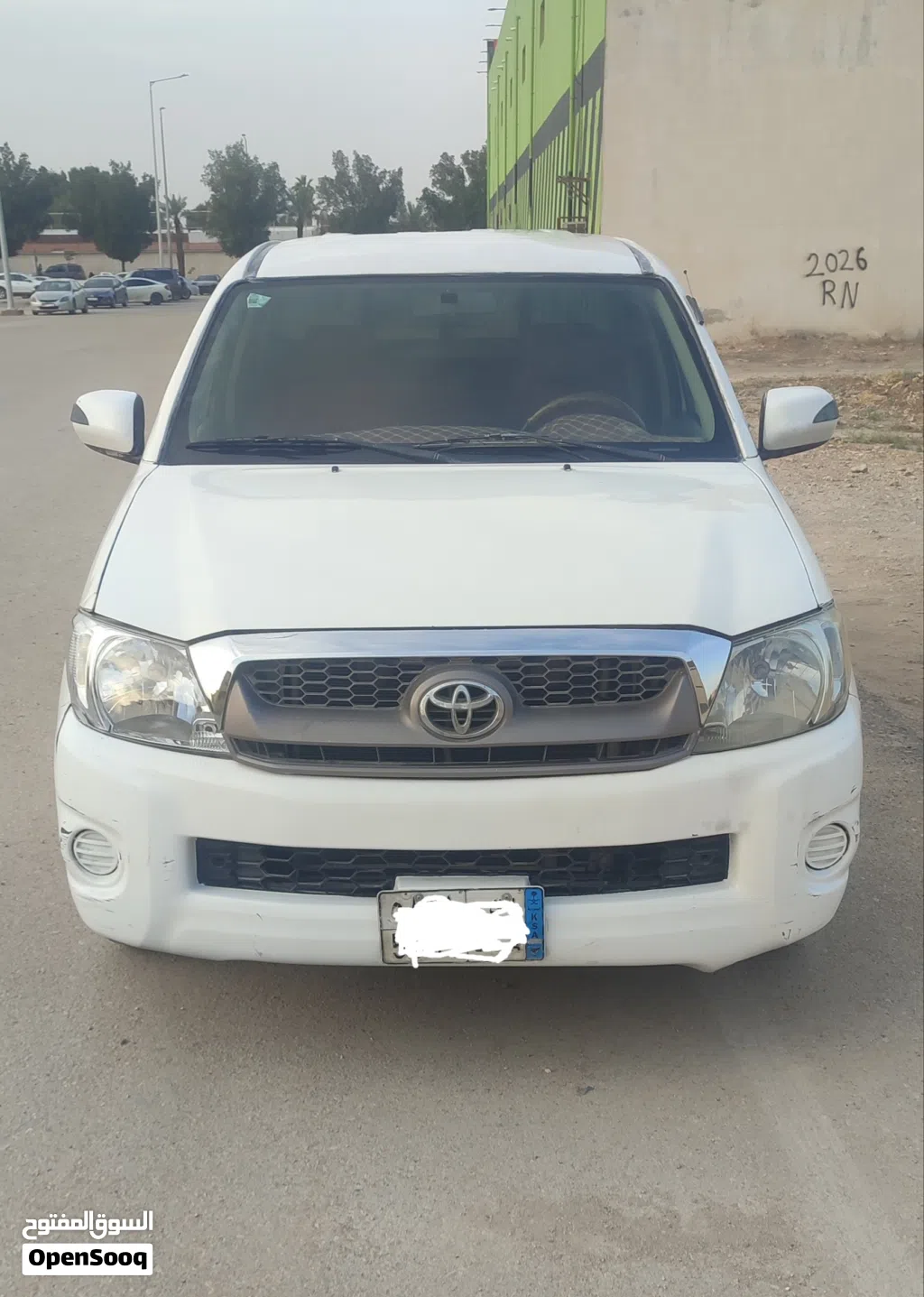 تويوتا هيلوكس GLX