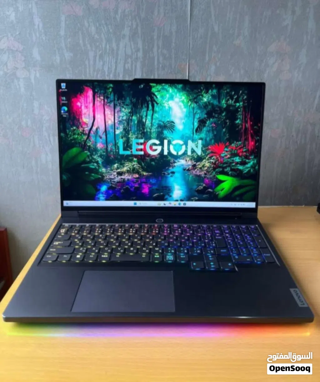 Lenovo Legion 7 gaming laptop (Ryzen 9 / RX 6850M XT 12 GB/ 32GB DDR5 / 3TB SSD