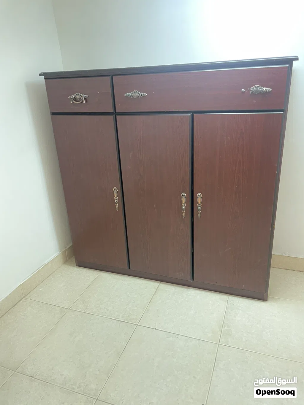 خزانة أحذية للبيع