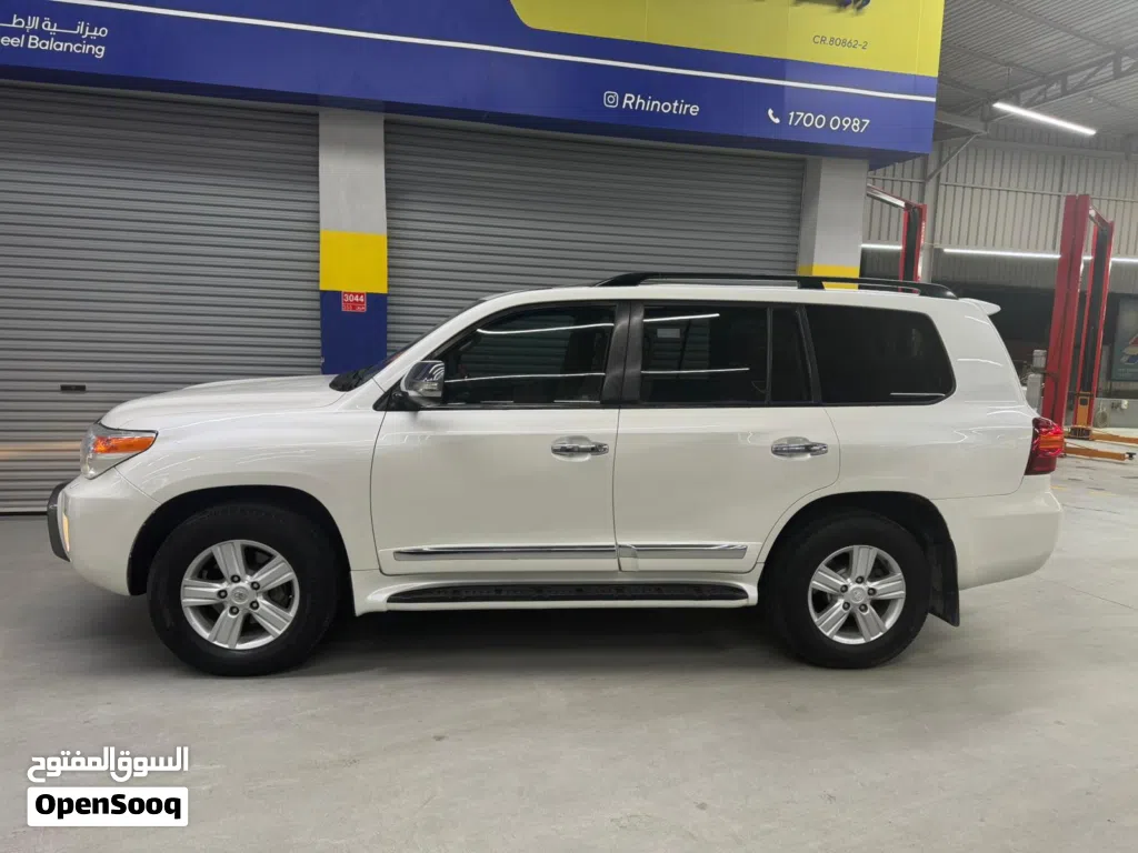 Toyota Land Cruiser GXR