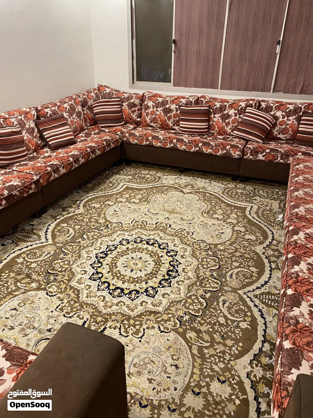 طقم كنب كامل مع ستاير