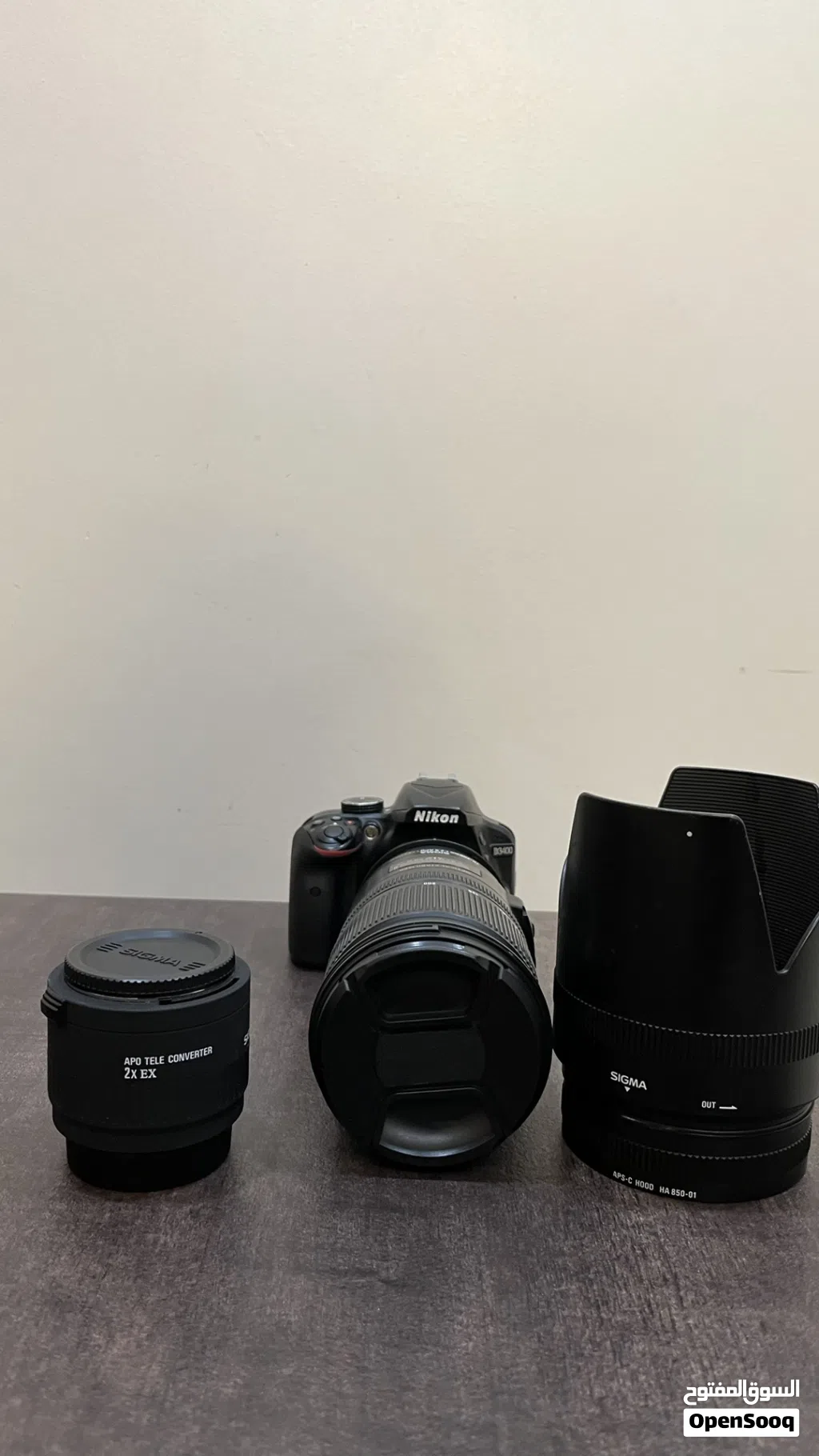 للبيع نيكون 3400d مع عدسة سيجما 70/200 f/2.8 مع ادابتر سيجما x2