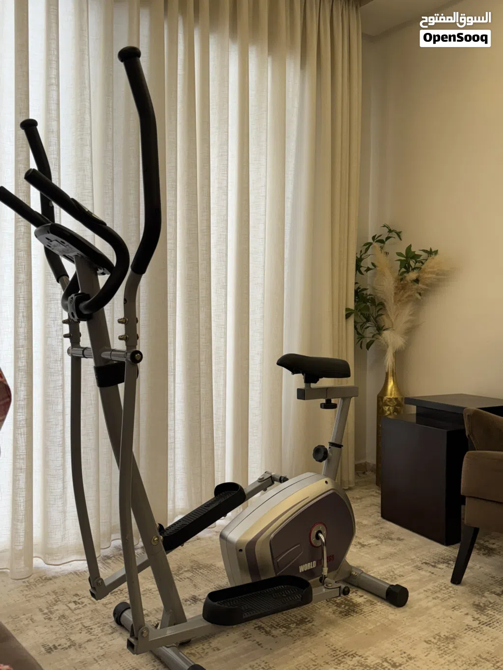 جهاز أوربتراك رياضي من ماركة World Fitness بلون رمادي