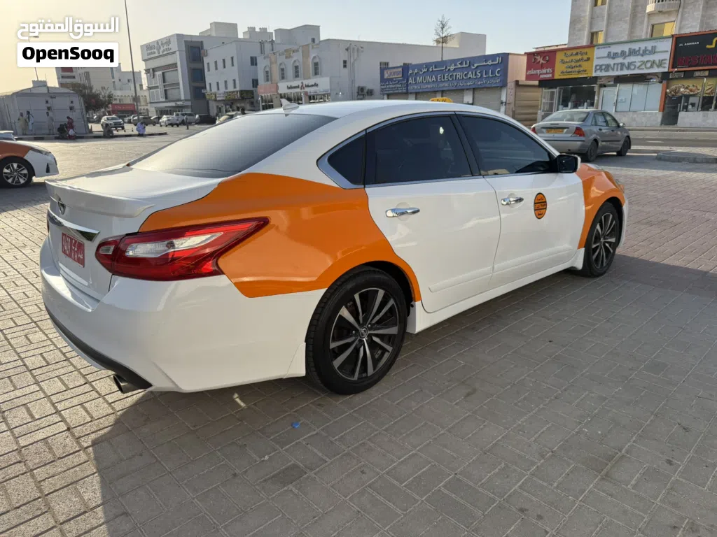 نيسان التيما SL