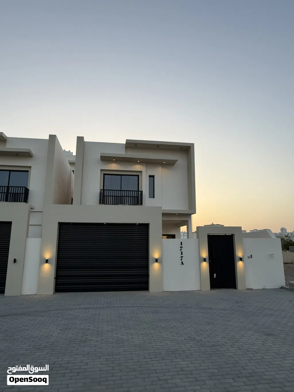 للبيع فيلا في المعبيله شارع الخير Villa for sale in Al Maabilah Al Khair Street