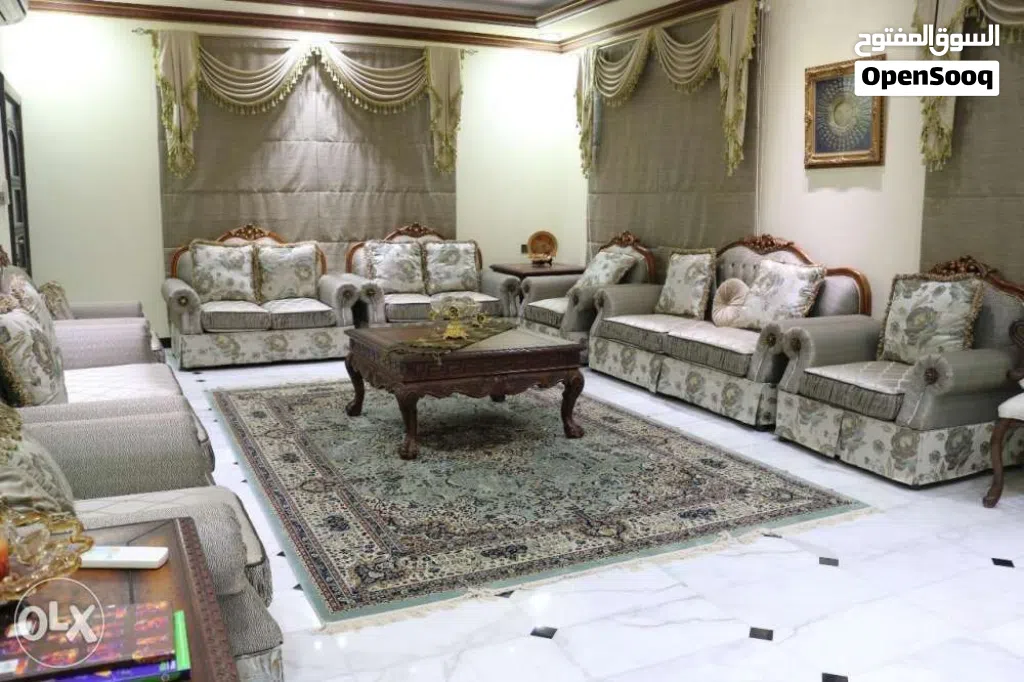 طقم ماليزي كنب فاخر للناس الراقية فقط ويلي تفهم الفرق والتوصيل موجود