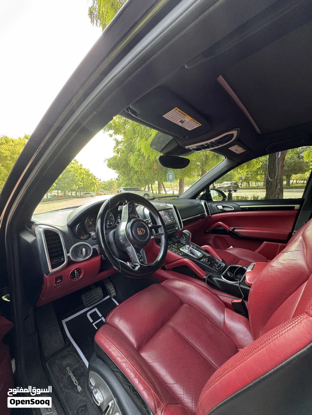 Porsche Cayenne Platinum Edition