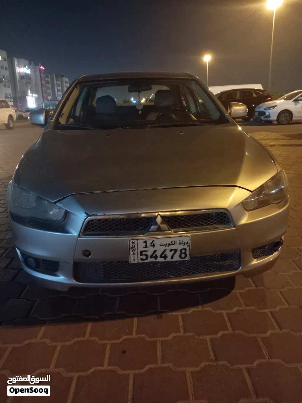 ميتسوبيشي لانسر GLS