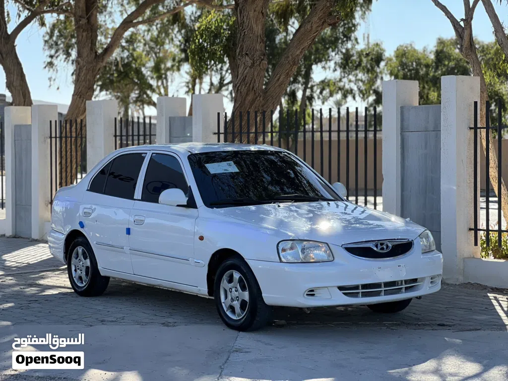 Hyundai Verna EX