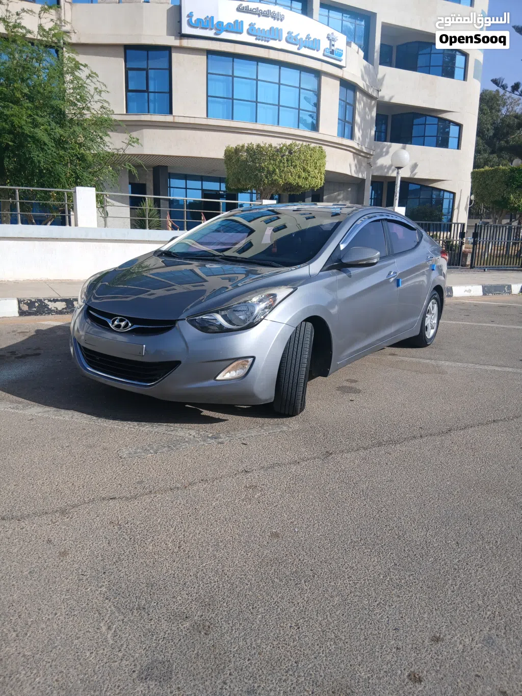 هيونداي افانتي Limited