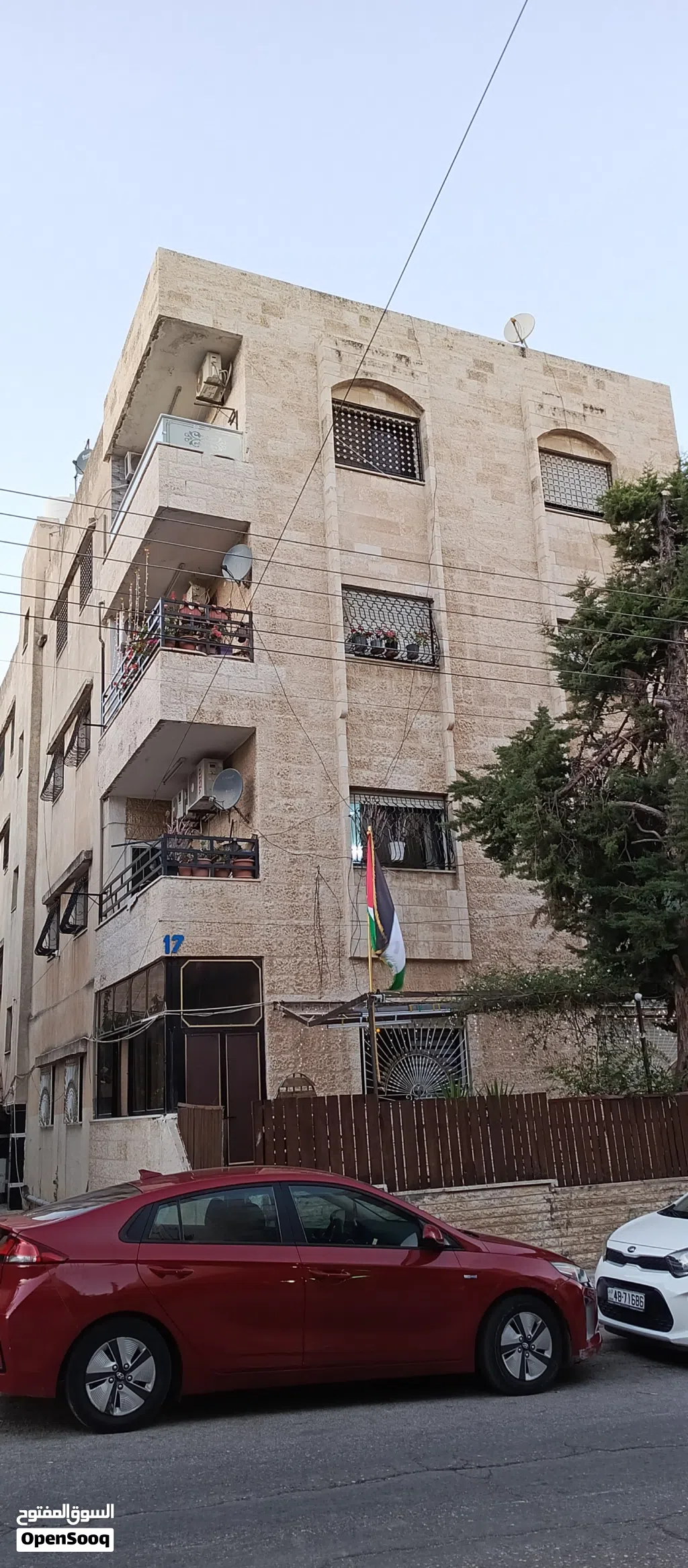 شقة للبيع بحالة ممتازة