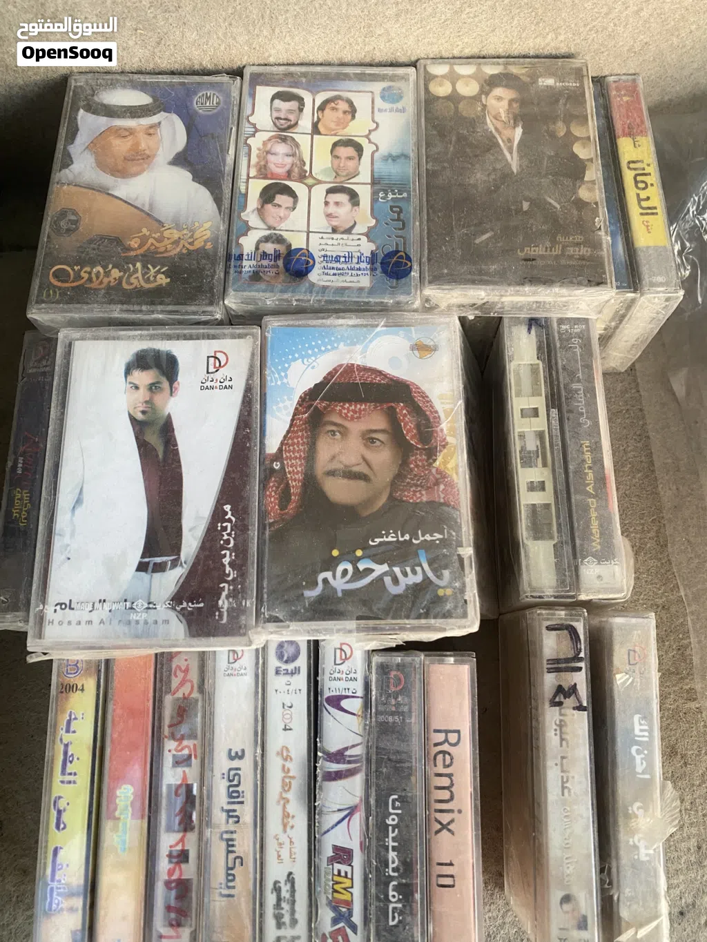 للبيع اشرطة كاسيت نسخ اصلية وتسجيل