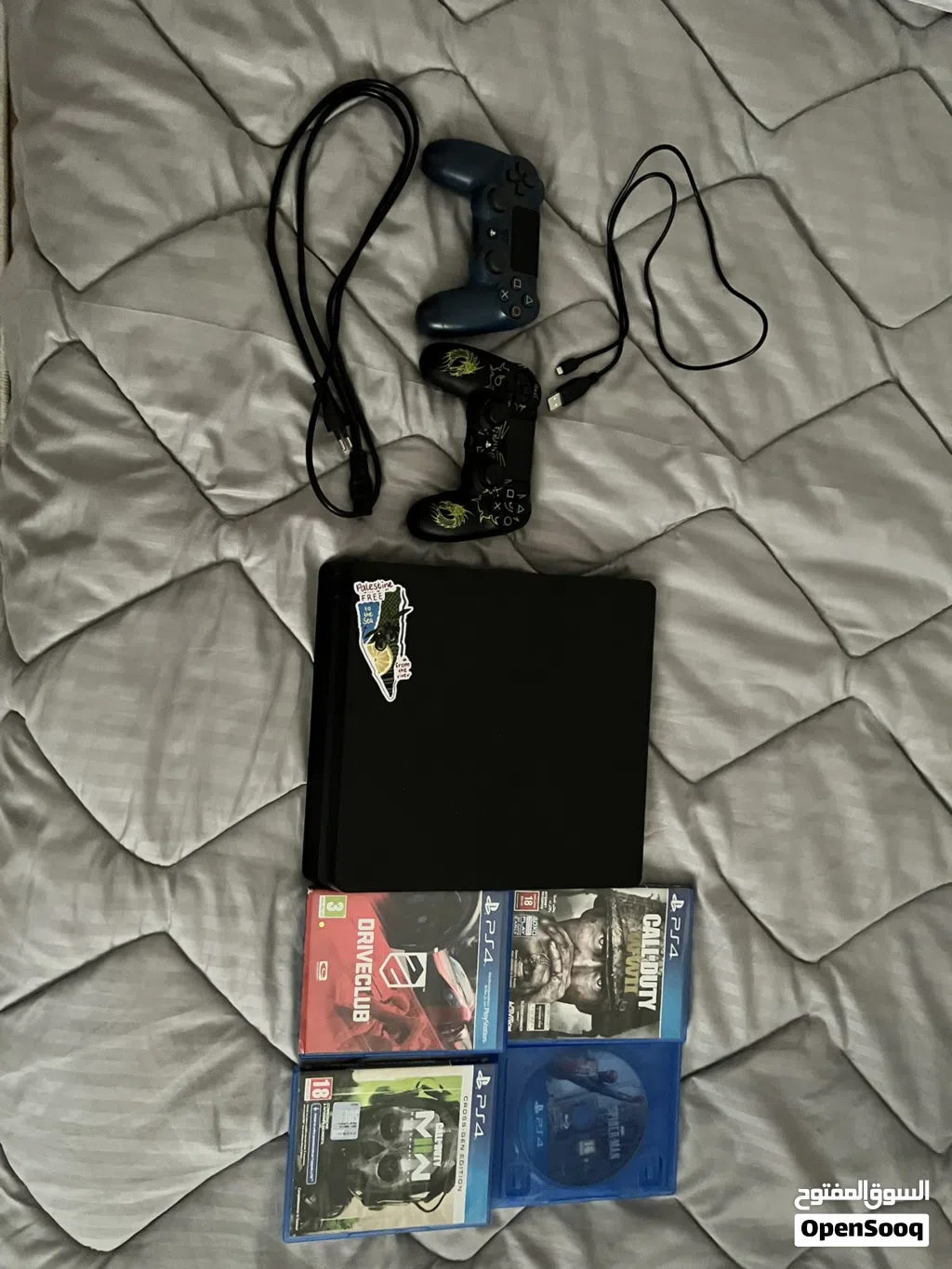 Barely used ps4