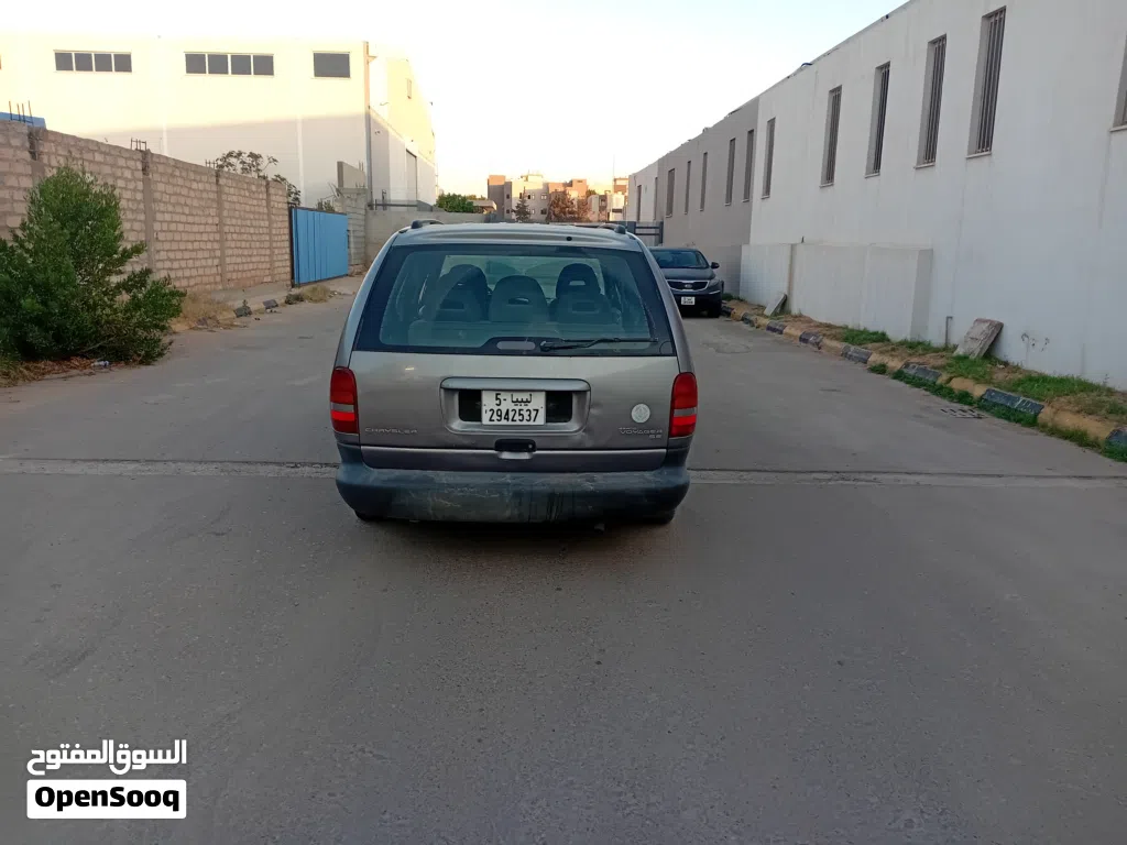 Dodge Caravan SE