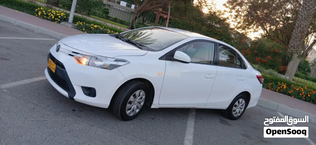 Toyota Yaris Basic