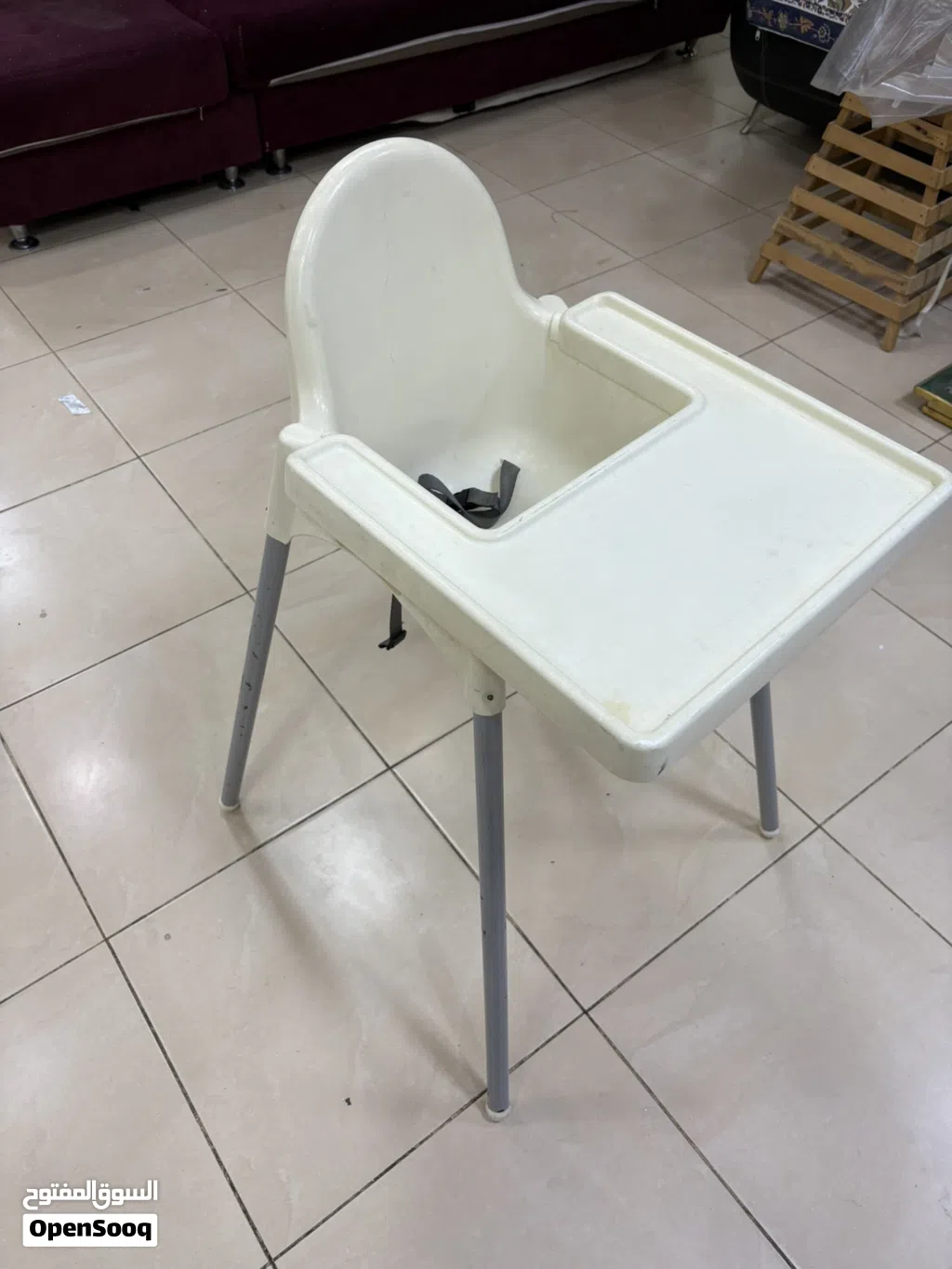 للبيع كرسي طعام أطفال