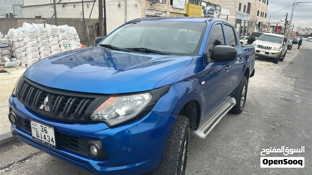Mitsubishi L200 Standard