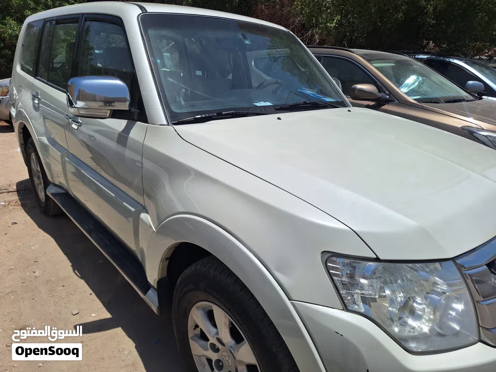 Mitsubishi Pajero GLS