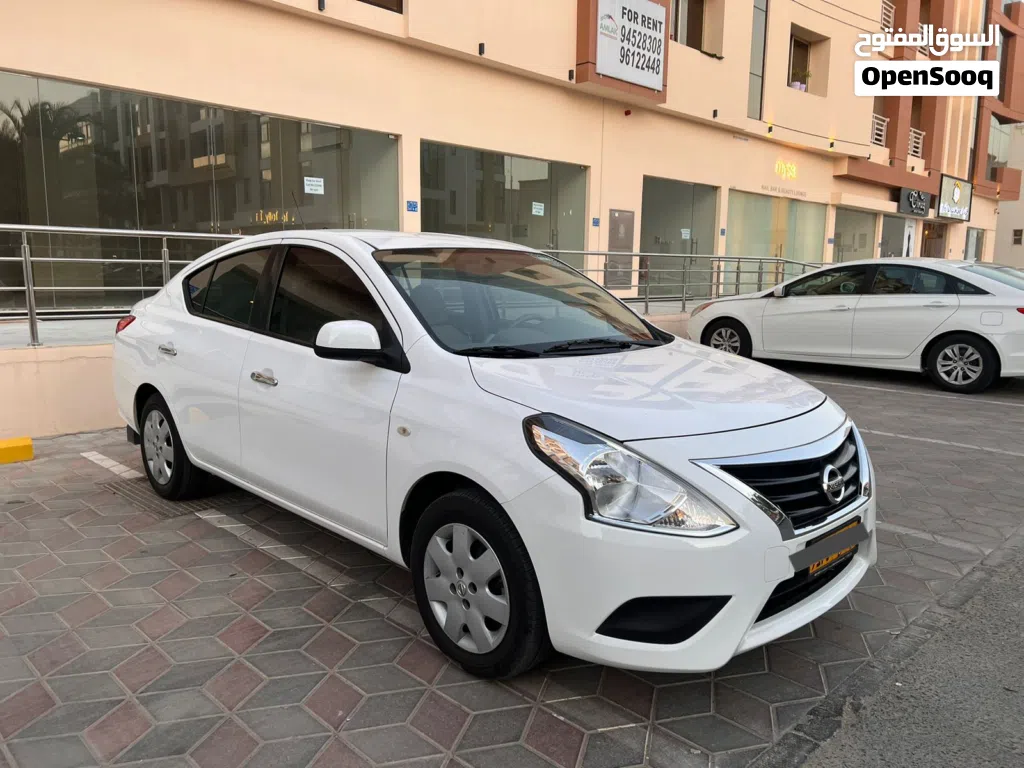 Nissan Sunny Standard