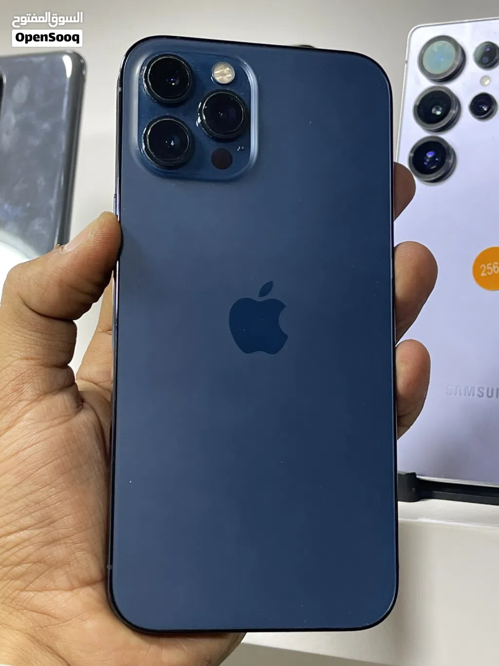 ايفون 12برو ماكس 256G رسمي ولا مغير قطعه نضيييييييف مضمون فقط 310$ او يمني 165000