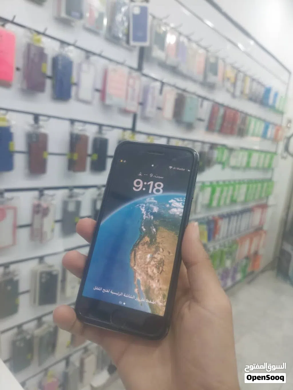 ايفون 8 256 قيقا