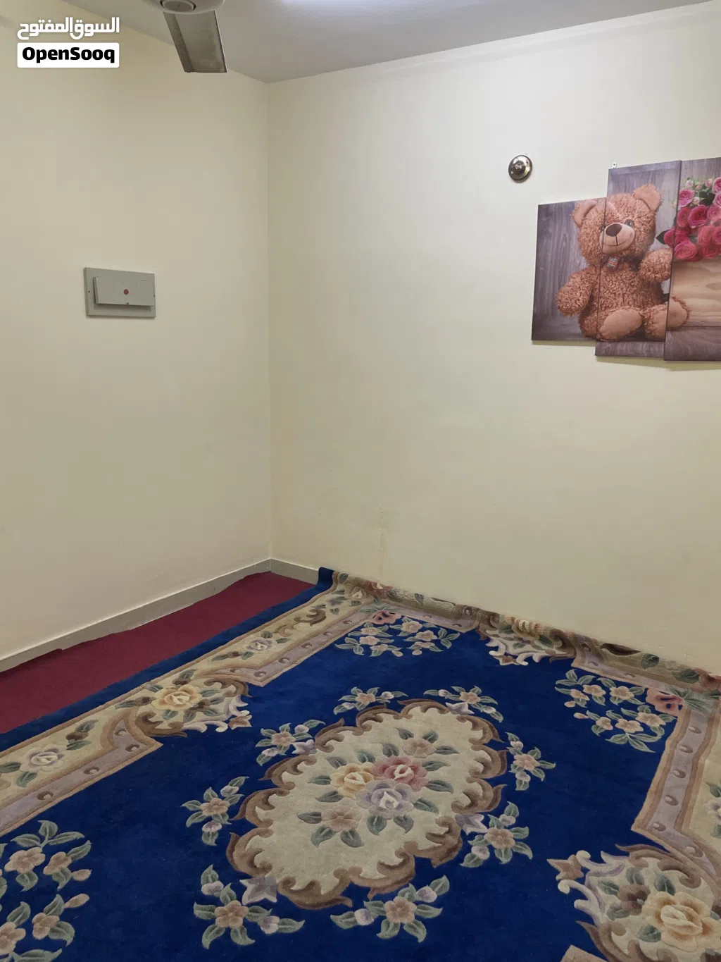 Shared room for Rent in alkhoud souq near tea time Per month rent 60 riyal