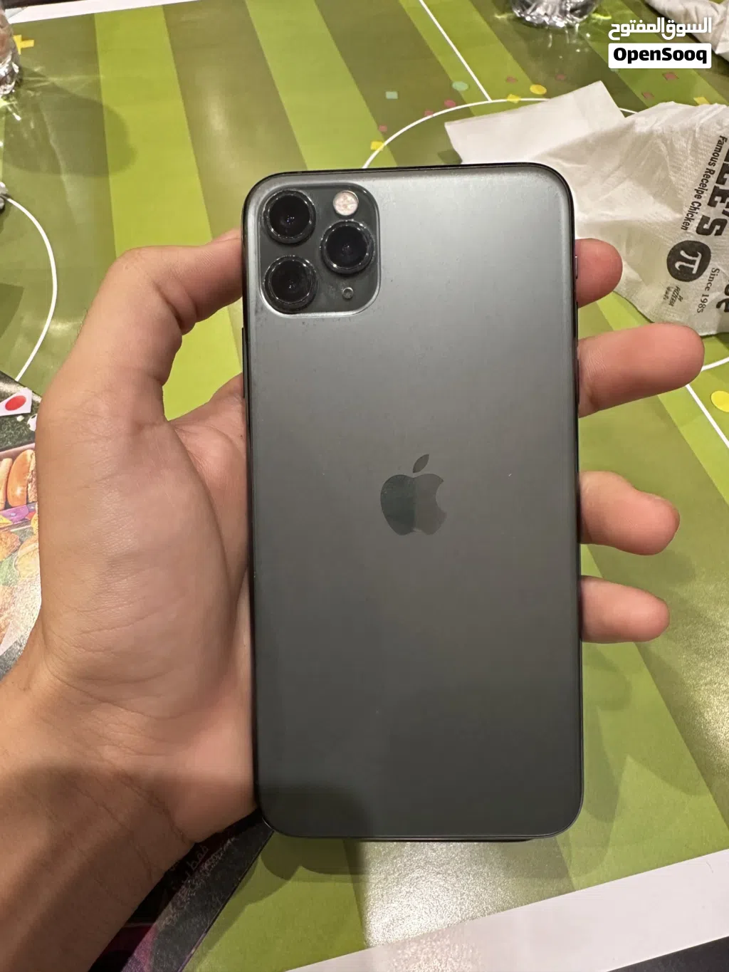 ايفون 11 pro max ذاكرة 512