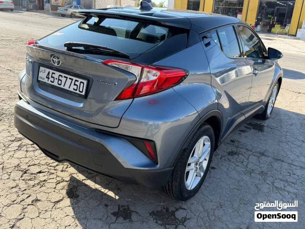 تويوتا C-HR Standard
