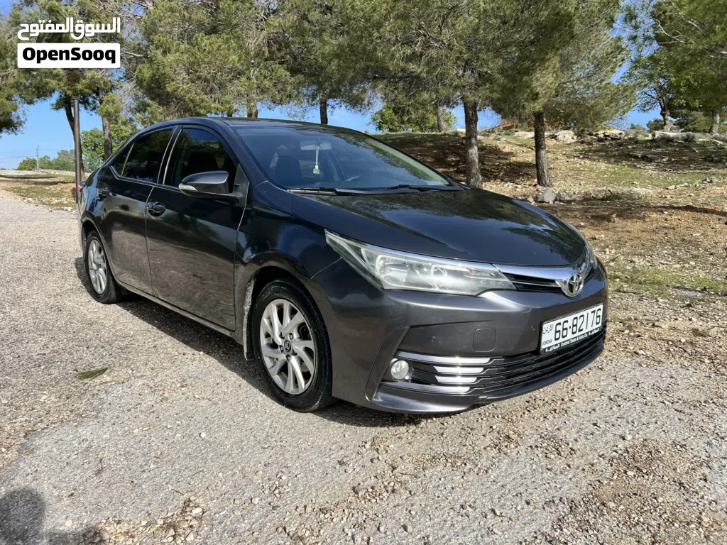 Toyota Corolla LE