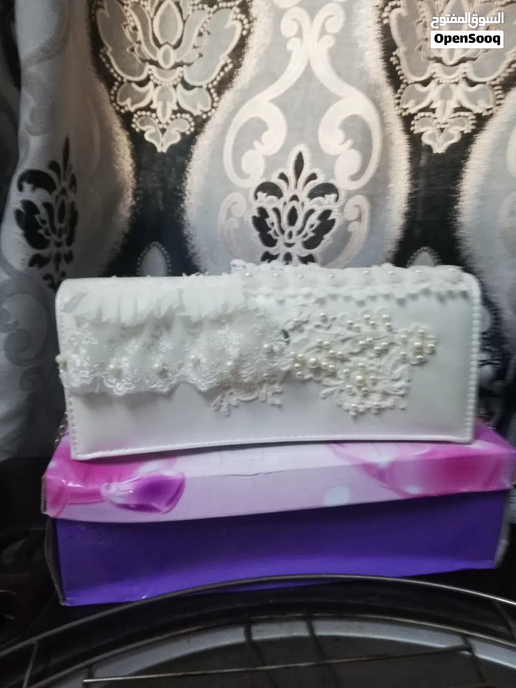 شنطه نسائية للاعراس للبيع