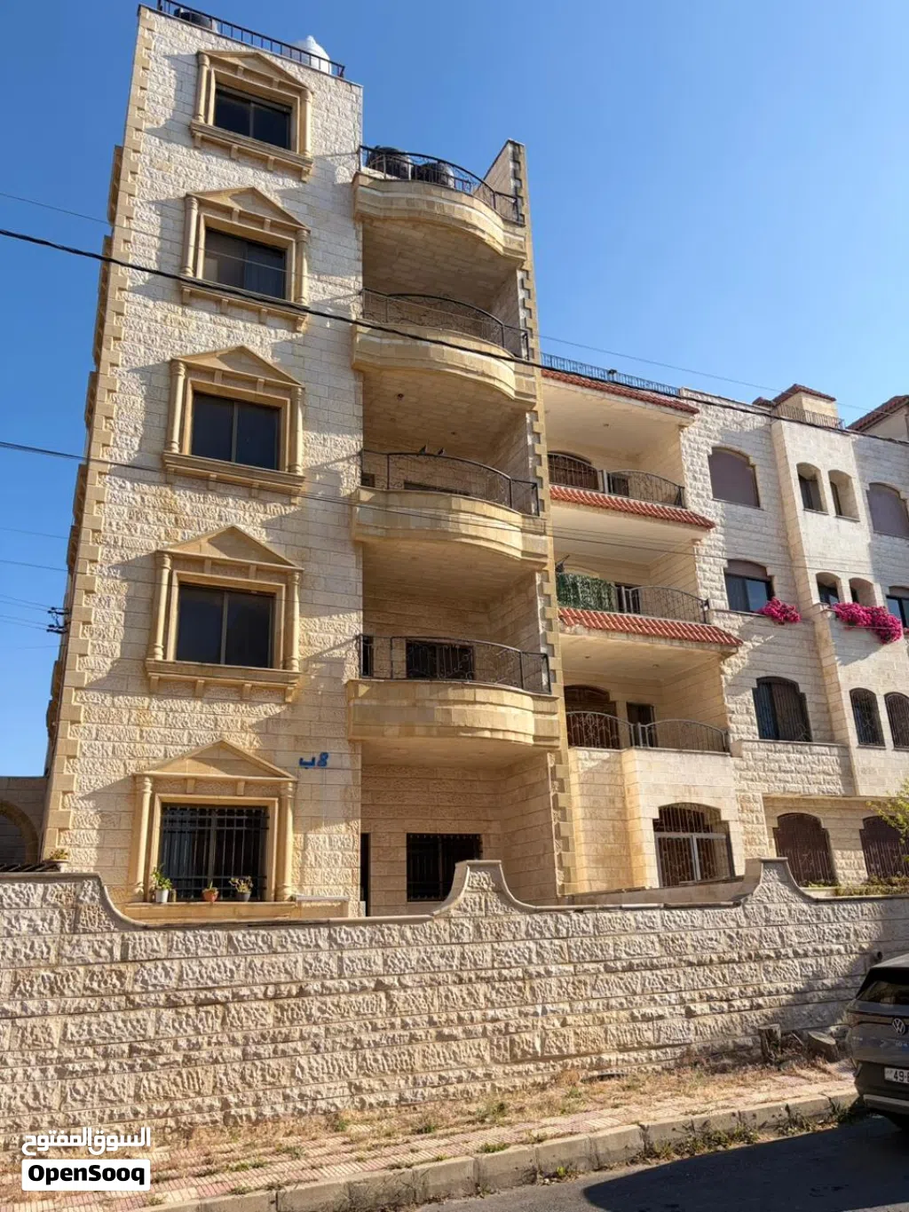 عمارتين للبيع في صويلح قوشان واحد