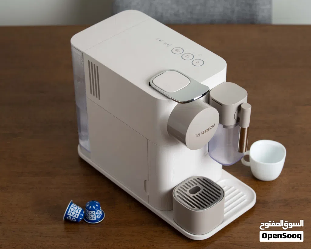 Nespresso Lattissima one نسبريسو لاتسيما ون