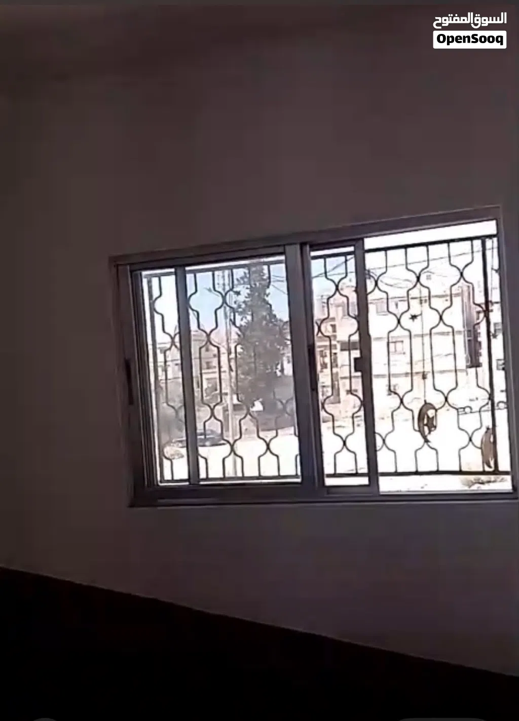 شقة للايجار مجددة 3 غرف