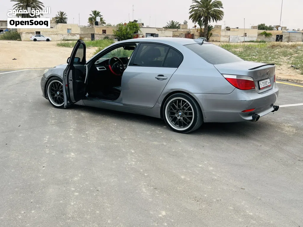 BMW 5 Series 550