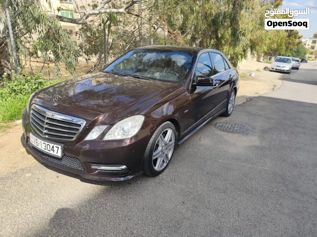 Mercedes Benz E-Class E 200