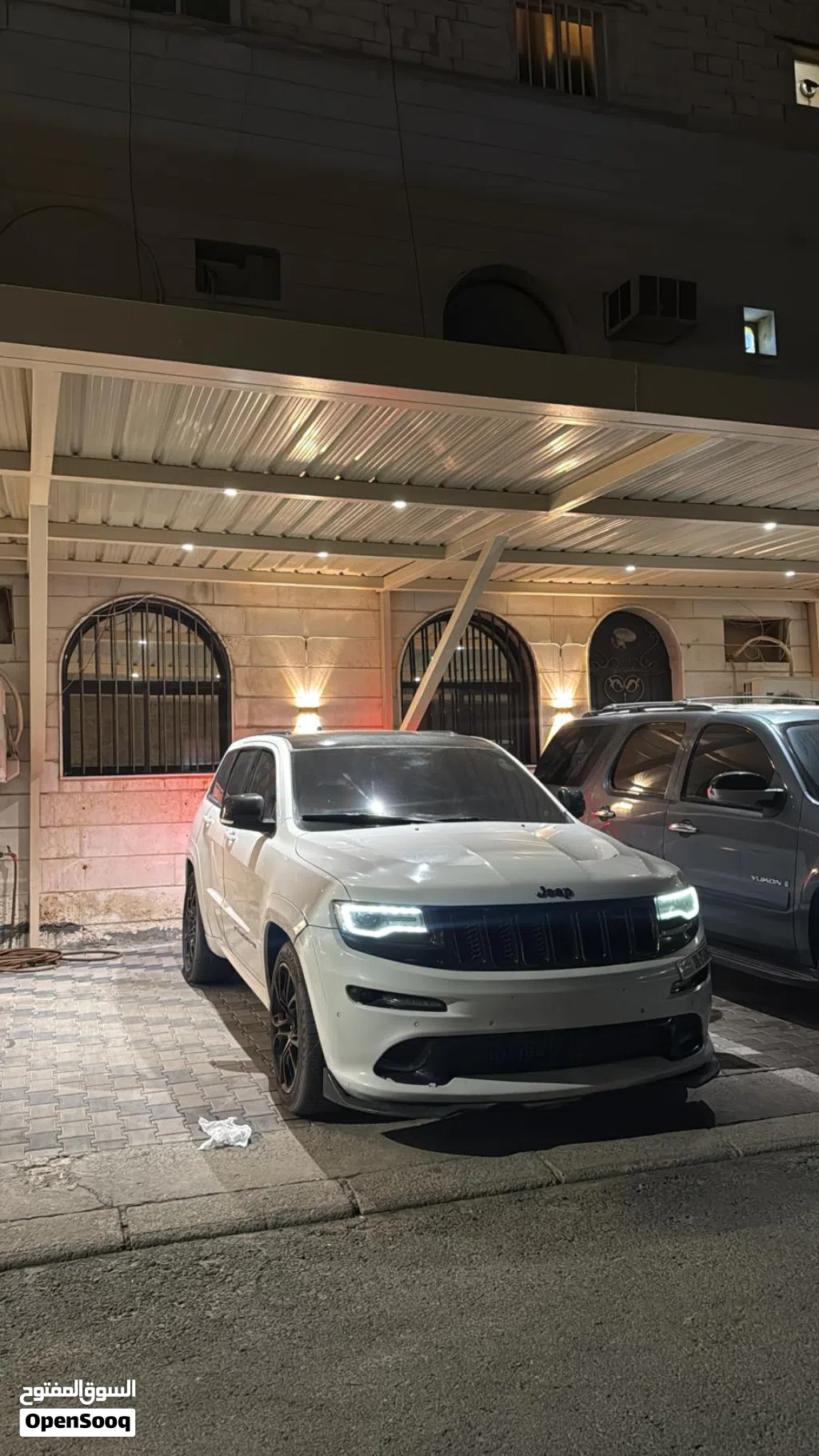 Jeep Grand Cherokee SRT 8
