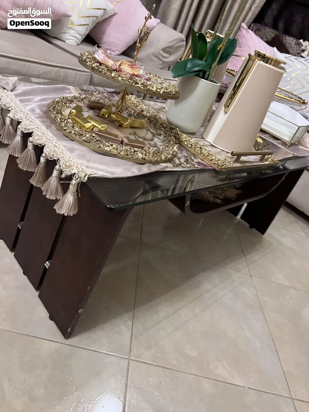 اثاث بحاله ممتاره نضيف استعمال معدود