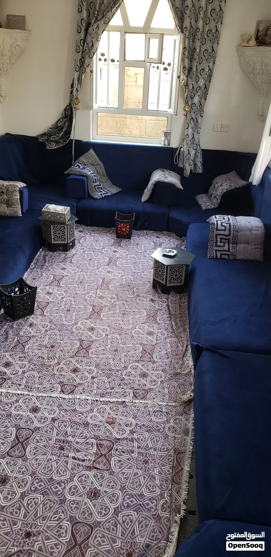 مجلس مغربي مستخدم جديد ب 350000