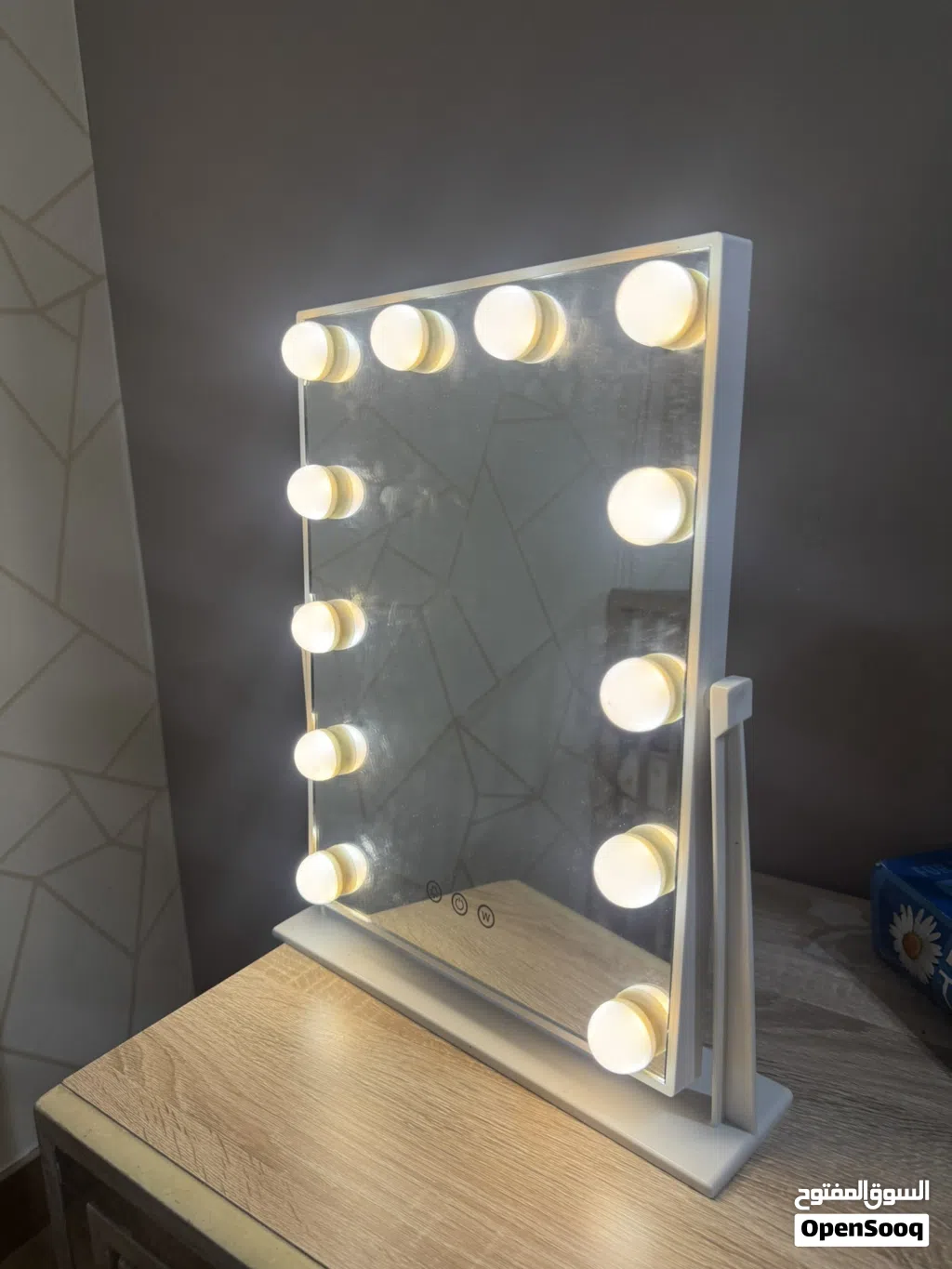 Mirror lights