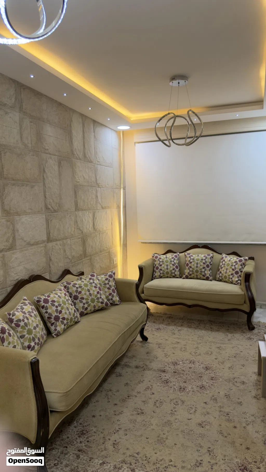 طقم كنب كامل شبه جديد
