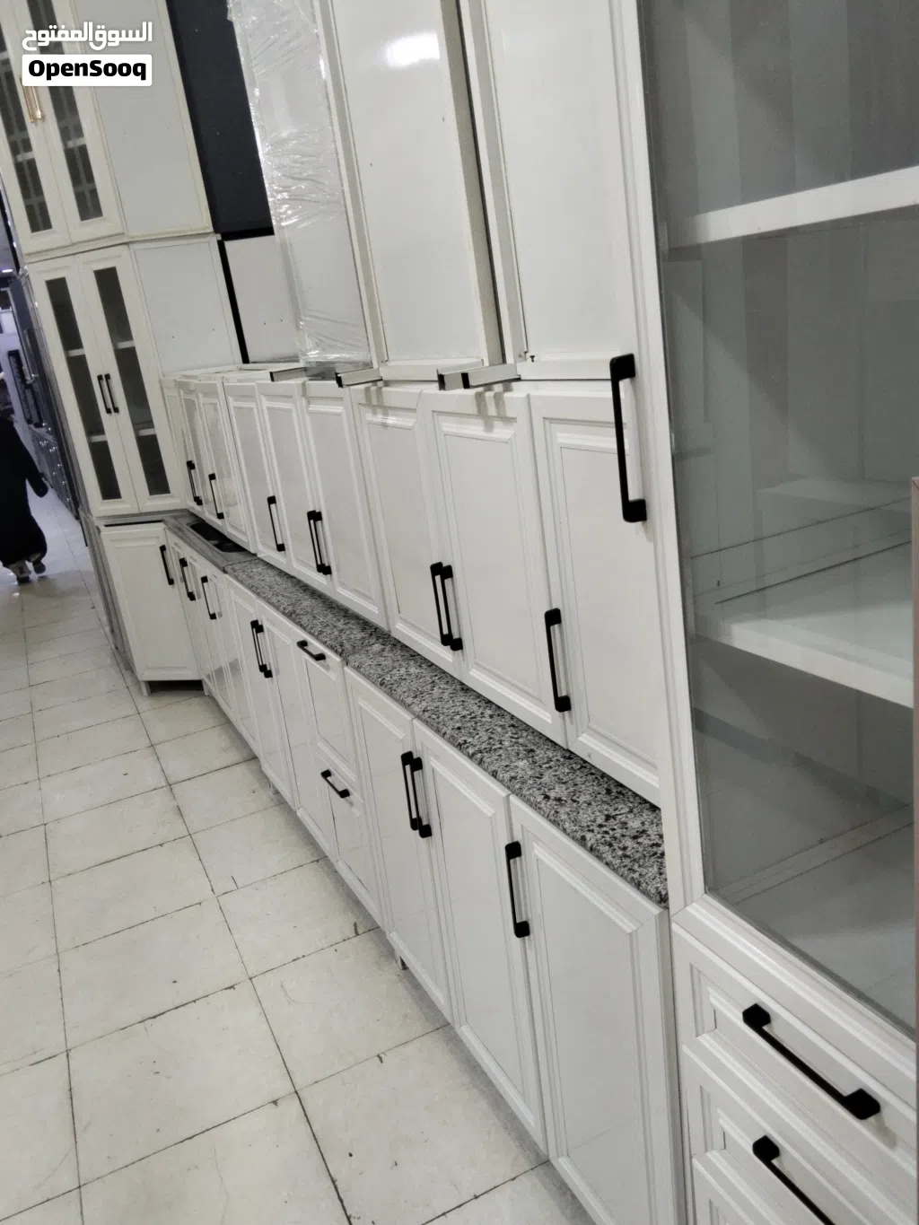 مطابخ مودرن مستعمله اخو الجديد بأقل الاسعار ويوجد توصيل وتركيب افضل واجود الأنواع ويوجد فني تركي
