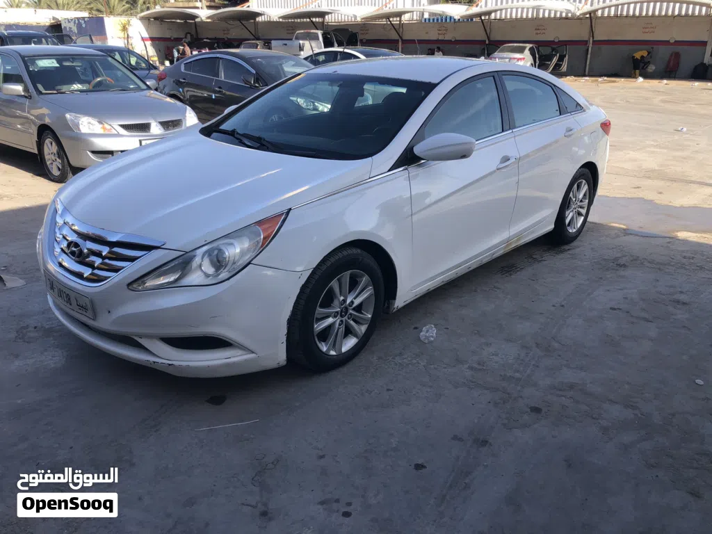 Hyundai Sonata Blue