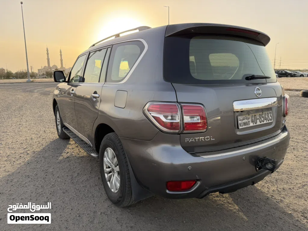 Nissan Patrol SE